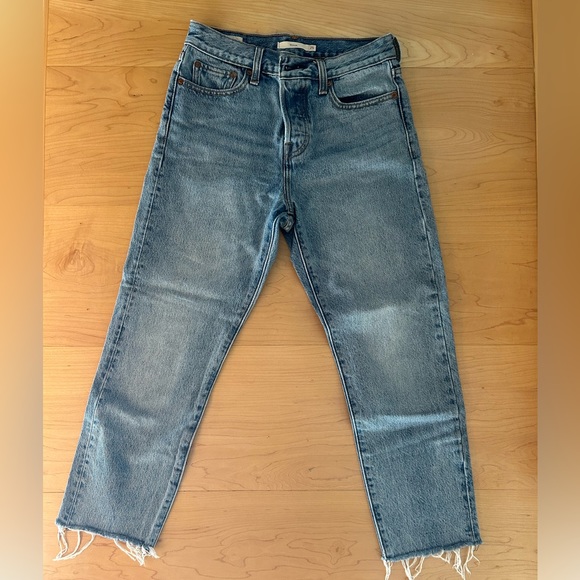 Levi’s Wedgie Jeans - Picture 1 of 6